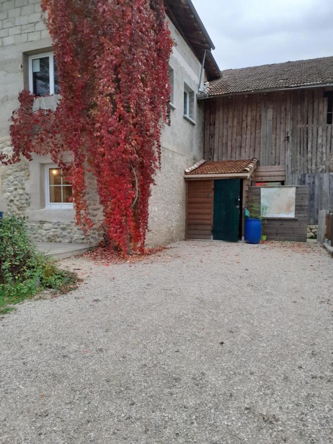 Okami Du Vercors Saint-Laurent-en-Royans Екстер'єр фото