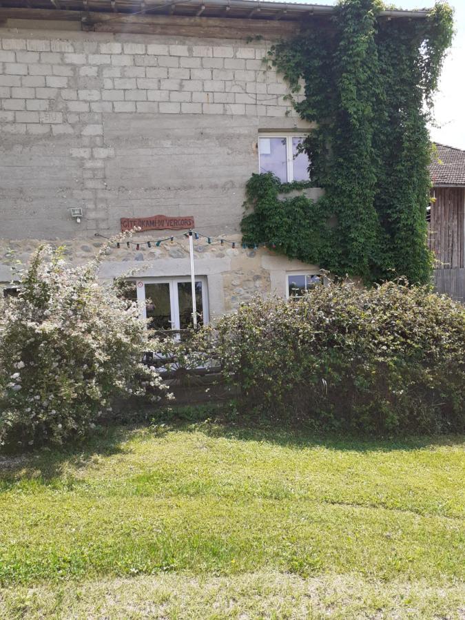 Okami Du Vercors Saint-Laurent-en-Royans Екстер'єр фото